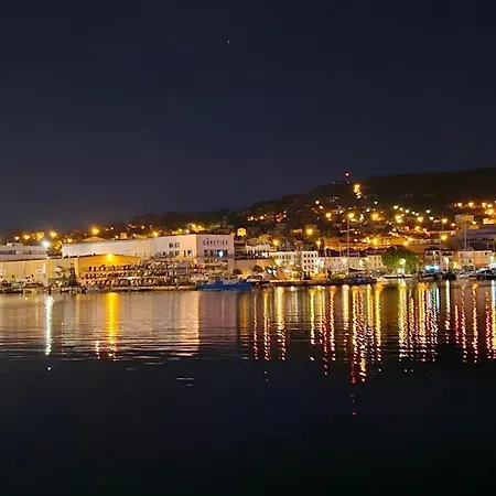 C Sunlight アパート