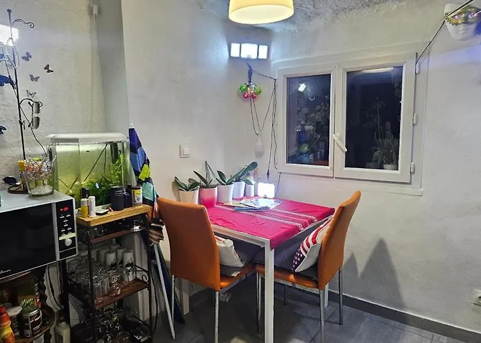 Apartment C Sunlight *